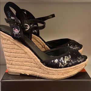 GUESS wedges